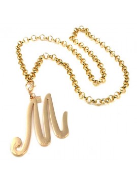 collana con ciondolo pendente lettera m o iniziale dorata