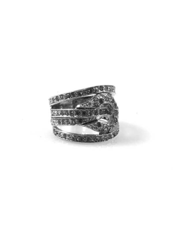 Anello in argento da donna con strass bianchi